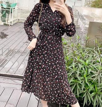 Load image into Gallery viewer, Fall 2019 Long Sleeve Midi Dress Women Floral Printing Pleated Hem Chiffon Dress Fashion Women Clothing