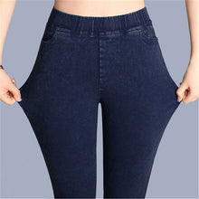 Load image into Gallery viewer, Lady Elastic band Jeans Spring New fashion Tight waist Skinny slim Pencil Pants blue black cotton Denim patchwork Big Pockets